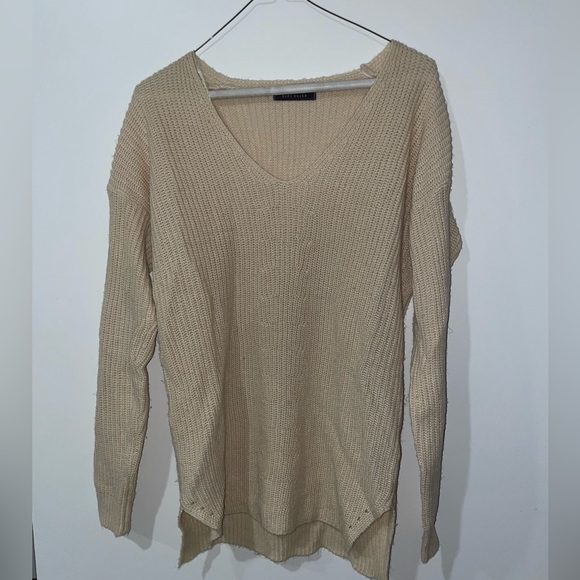 Suzy shier sweater size L - Picture 2 of 2